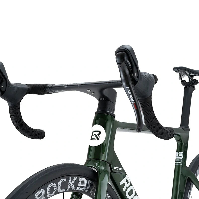 Hydraulic disc brakes provide strong stopping power