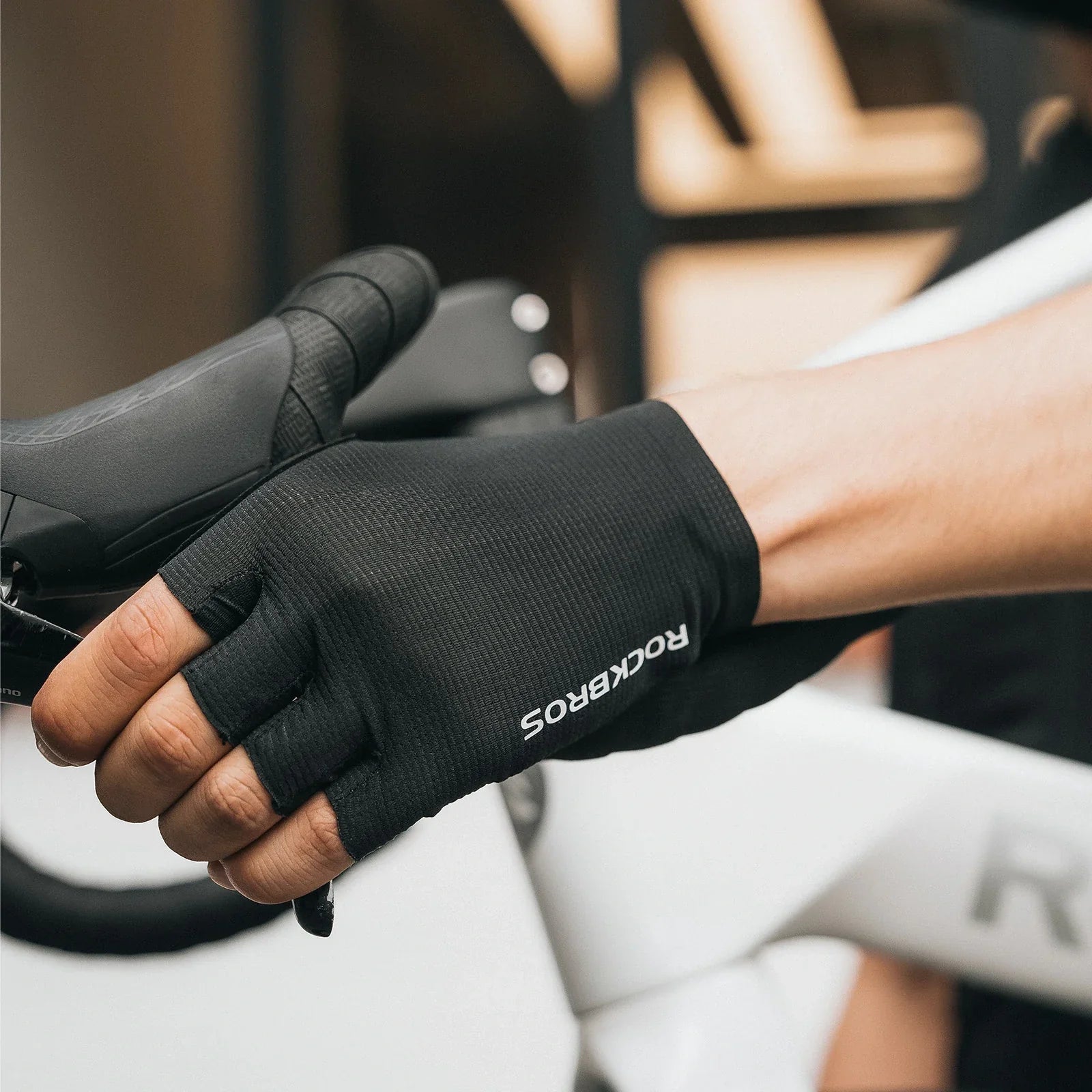 ROCKBROS cycling gloves half finger sbr padded