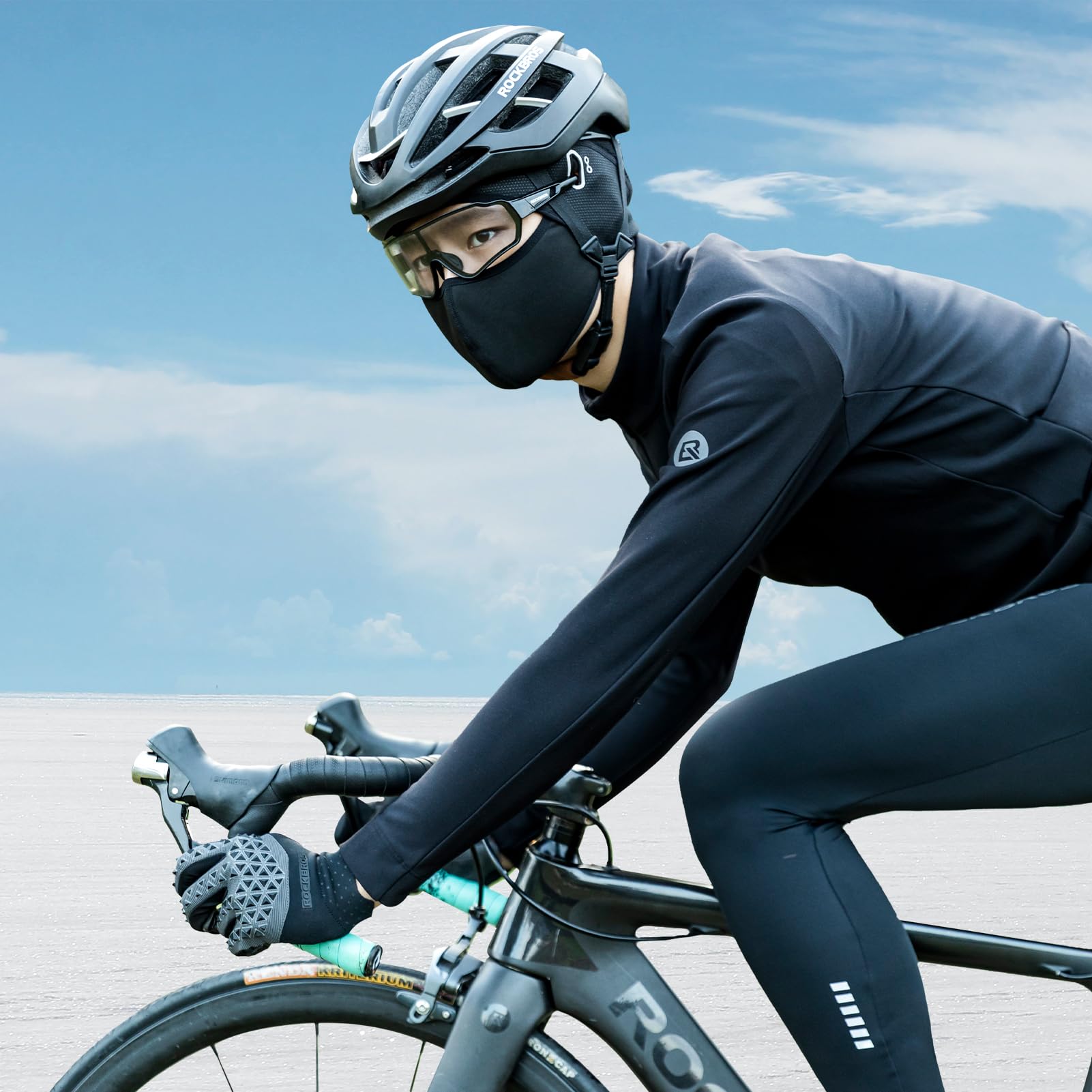 ROCKBROS Skull Cap Helmet Liner, Winter Thermal Cycling Hat with Glasses Holes, Beanie