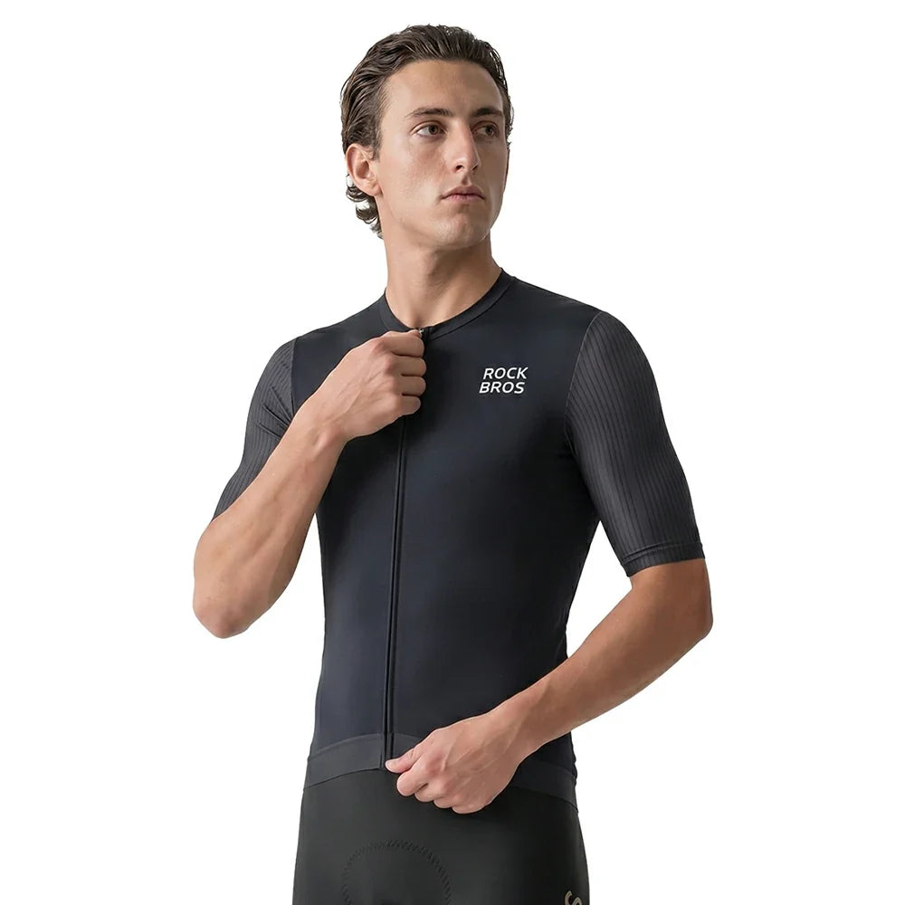 Performance road cycling jersey for training and commuting in black #Color_Black