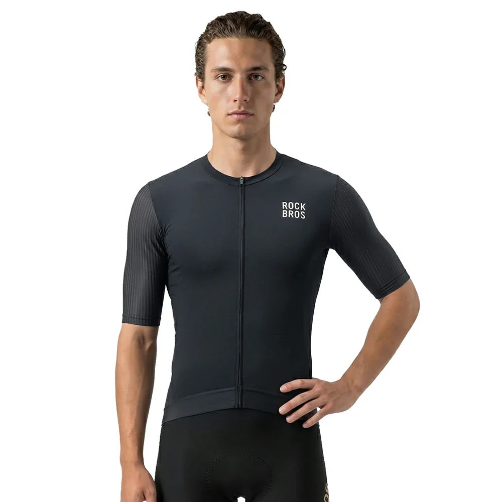 Men's cycling jersey with stretch sleeves and full zip design in black #Color_Black