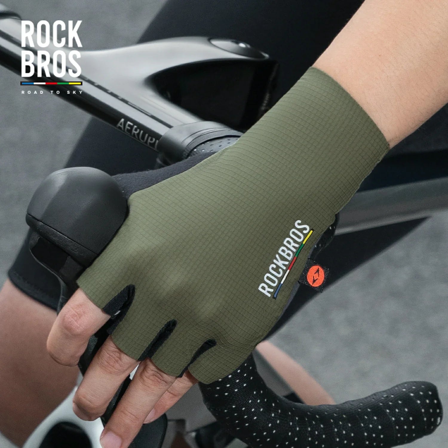 ROAD TO SKY Elastic Interface? Cycling Half Finger Gel Padded Gloves