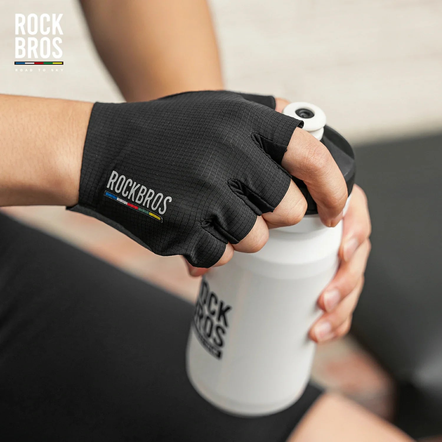 ROAD TO SKY Elastic Interface? Cycling Short Finger Gel Padded Gloves