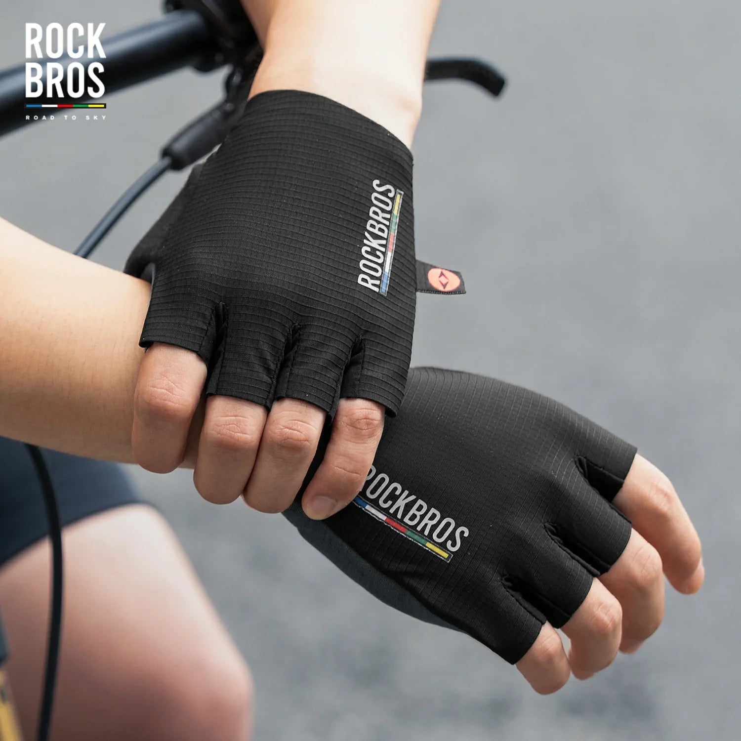 ROAD TO SKY Elastic Interface? Cycling Short Finger Gel Padded Gloves