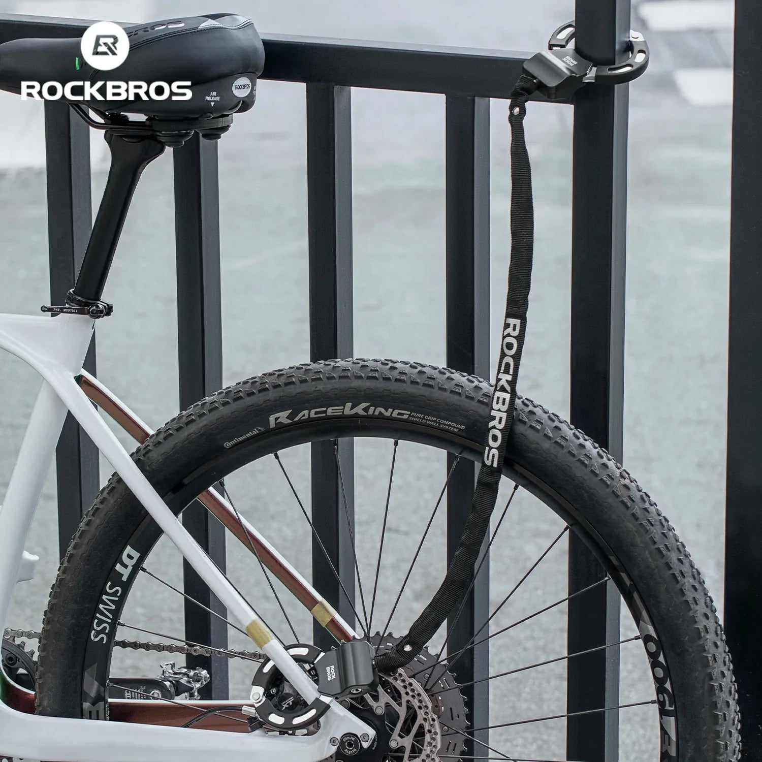Stainless steel rivets and TPR plastic links for strength and flexibility.
