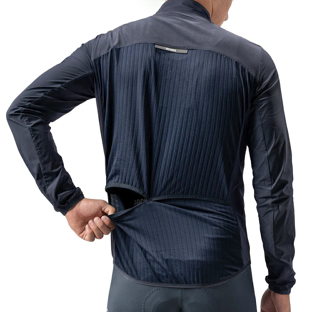 Lightweight packable jacket with breathable mesh panels.